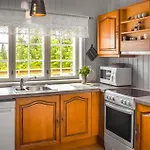 Semesterbostad In With Kitchen Tuddal
